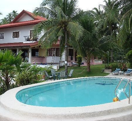 Las Flores Beachside Hotel Catmon Exterior photo